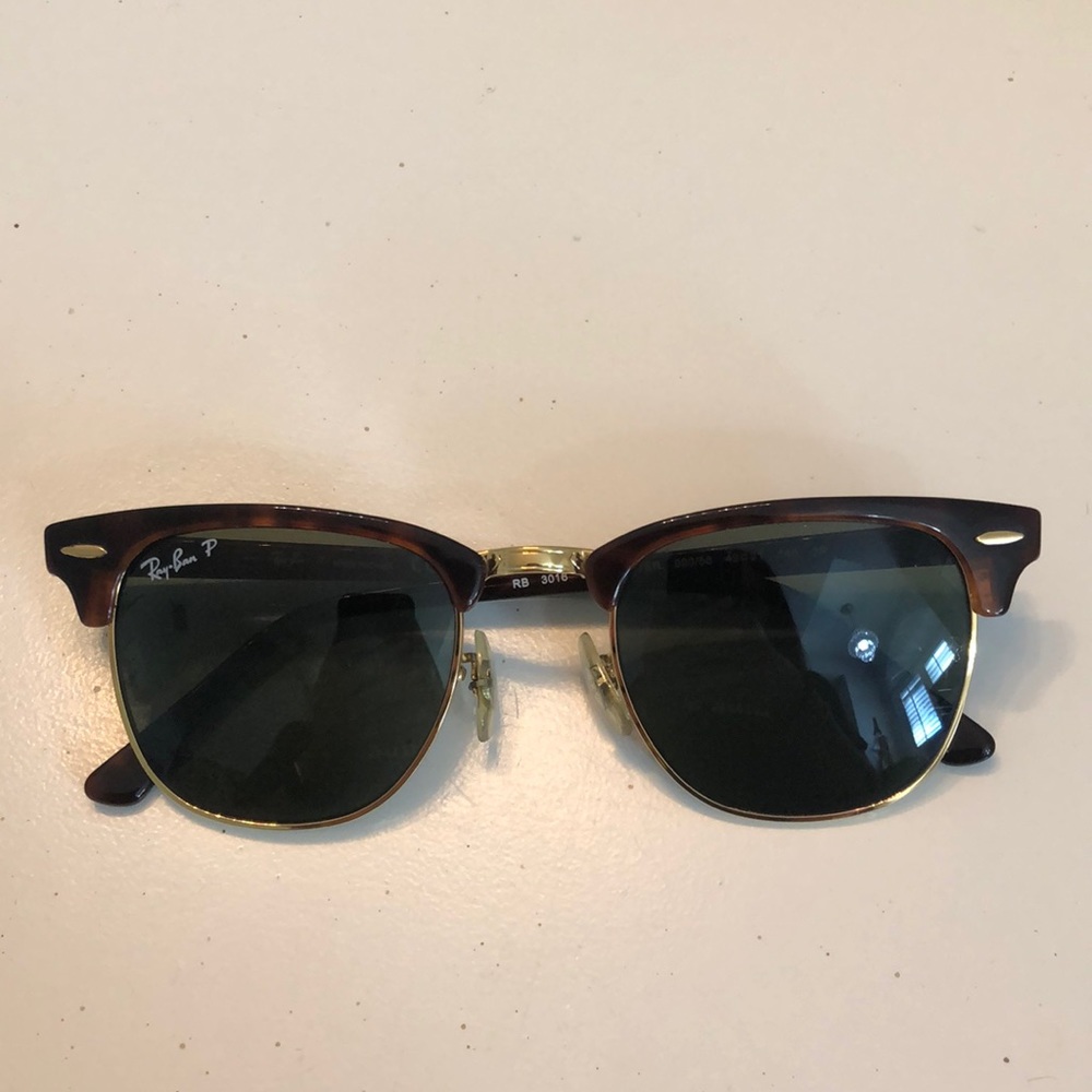 Ray-Ban Sunglasses - Clubmaster Classic